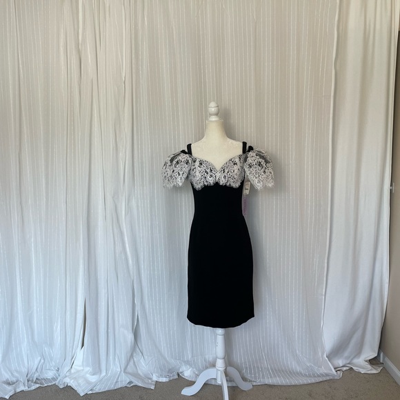 COPY - NWT Victor Costa LBD with White Lace Overlay and Puff Sleeves - Picture 3 of 11